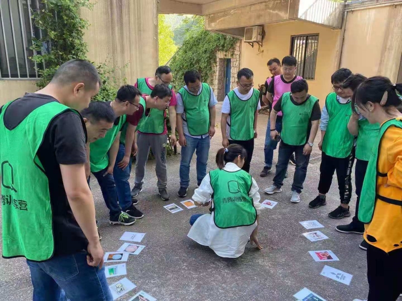 �����(li��n)늚�F(tu��n)����Ӱ12